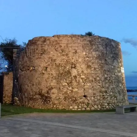 Lägenhet Casa Di Ro - Coloratissima A 300 Metri Dal Mare