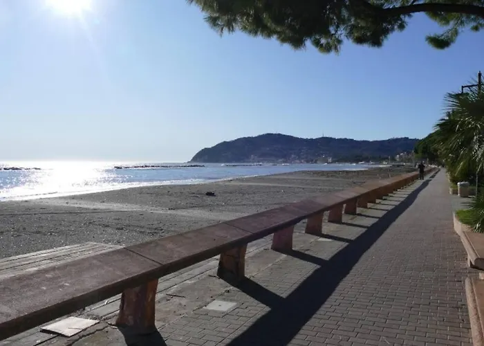 Casa Di Ro - Coloratissima A 300 Metri Dal Mare * San Bartolomeo Al Mare